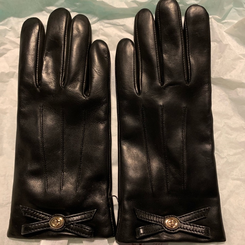 Coach  Turnlock Leather Gloves LAST PAIR - Picture 3 of 5